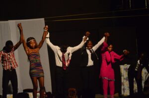 salutation du public des universi’arts 2015 par les étoiles